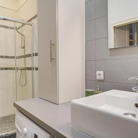 Charming Hypercentre * בורדו