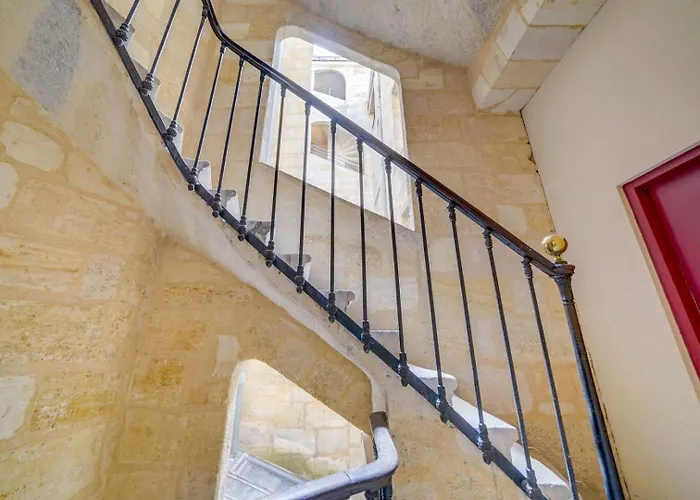 Apartment Charming Hypercentre